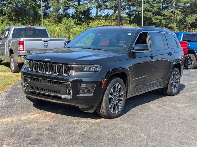 new 2024 Jeep Grand Cherokee L car, priced at $54,555