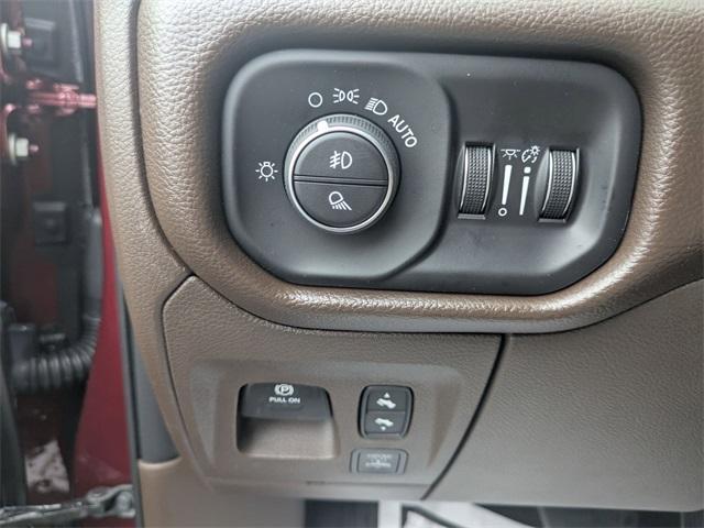 new 2025 Ram 1500 car, priced at $61,676