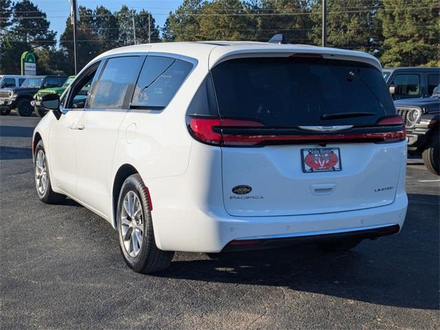 new 2026 Chrysler Pacifica car, priced at $49,135
