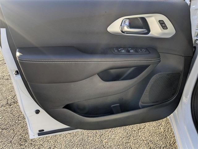 new 2026 Chrysler Pacifica car, priced at $49,135