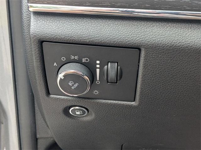 used 2018 Jeep Grand Cherokee car, priced at $15,981