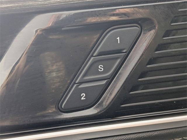 used 2022 Jeep Wagoneer car, priced at $38,991