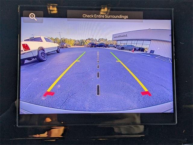 new 2025 Jeep Grand Cherokee car, priced at $38,920