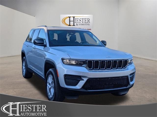 new 2025 Jeep Grand Cherokee car, priced at $38,920