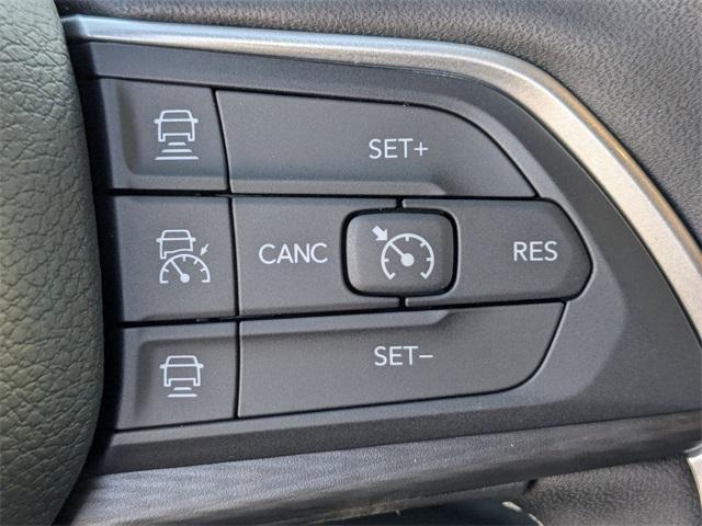 new 2025 Jeep Grand Cherokee car, priced at $38,920