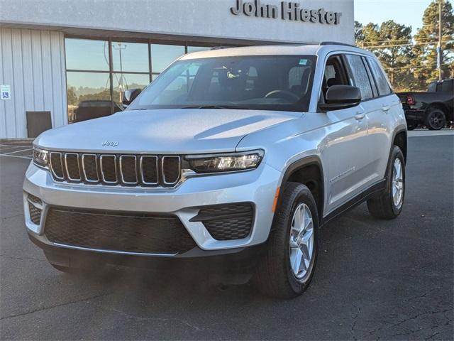 new 2025 Jeep Grand Cherokee car, priced at $38,920
