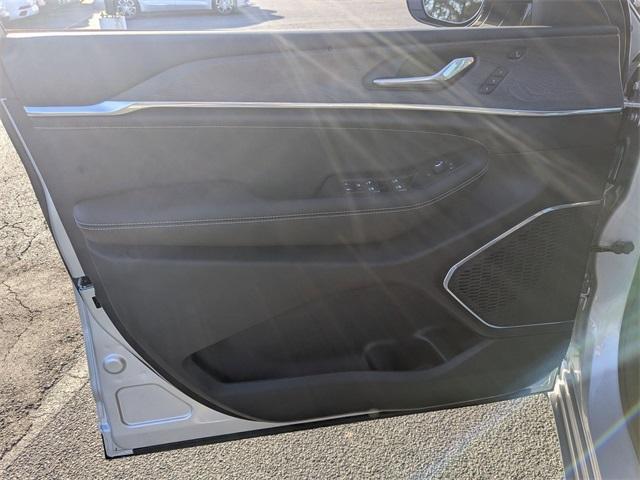 new 2025 Jeep Grand Cherokee car, priced at $59,985