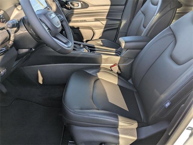 new 2025 Jeep Compass car, priced at $34,010