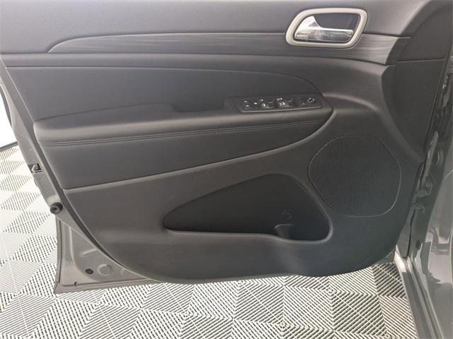 used 2020 Jeep Grand Cherokee car, priced at $16,655