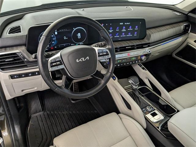 used 2024 Kia Telluride car, priced at $43,616