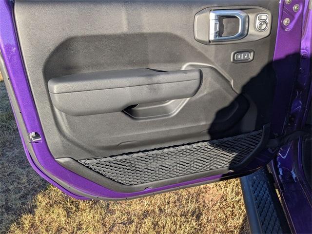 new 2026 Jeep Gladiator car, priced at $46,244