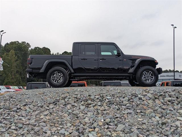 new 2025 Jeep Gladiator car, priced at $52,585