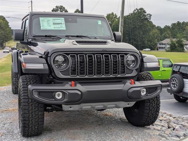 new 2025 Jeep Gladiator car, priced at $52,585