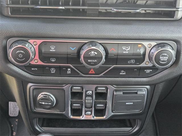new 2025 Jeep Gladiator car, priced at $41,008