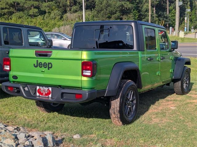 new 2025 Jeep Gladiator car, priced at $41,008