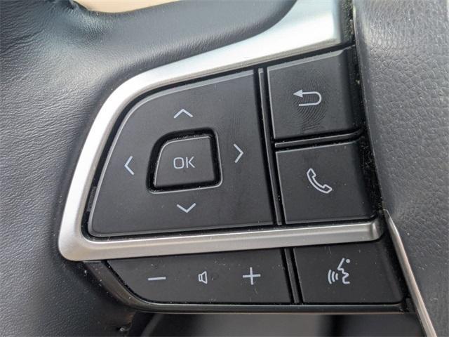 used 2022 Toyota Highlander car, priced at $32,192