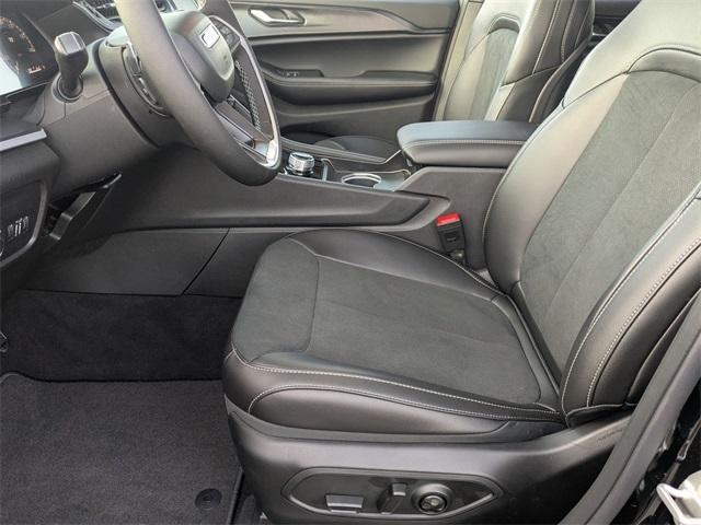 new 2025 Jeep Grand Cherokee L car, priced at $42,875