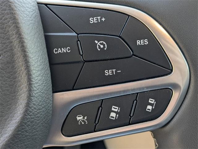 used 2024 Chrysler Pacifica car, priced at $29,947