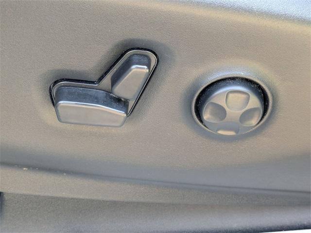 used 2024 Chrysler Pacifica car, priced at $29,947