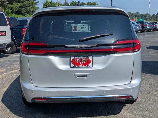 used 2024 Chrysler Pacifica car, priced at $29,947