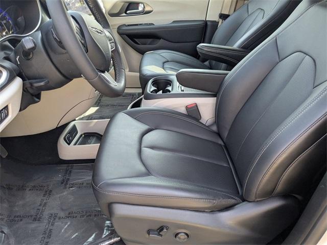 used 2024 Chrysler Pacifica car, priced at $29,947