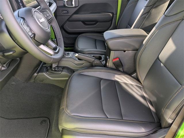 new 2025 Jeep Gladiator car, priced at $47,307