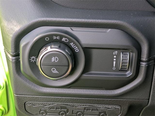 new 2025 Jeep Gladiator car, priced at $47,307
