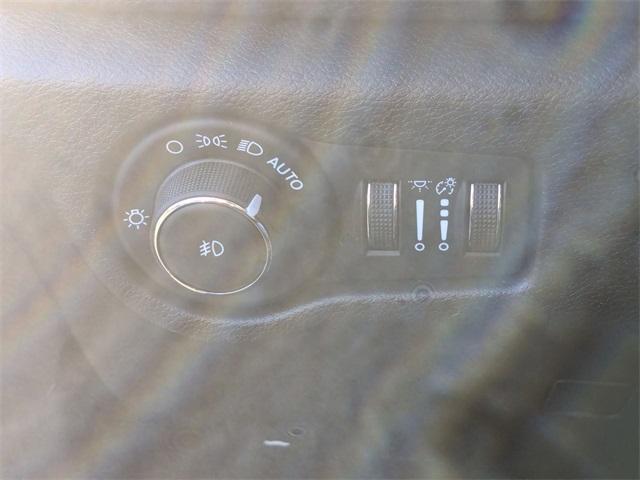 new 2026 Chrysler Pacifica car, priced at $56,417