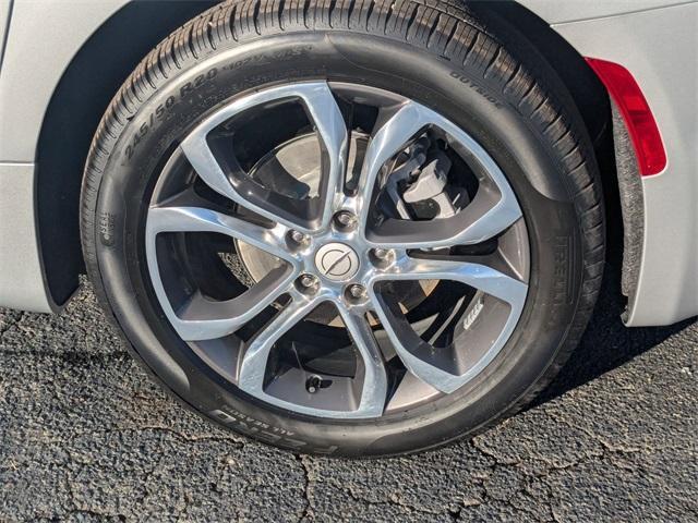 new 2026 Chrysler Pacifica car, priced at $56,417