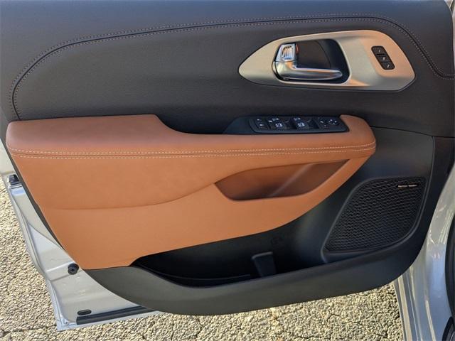 new 2026 Chrysler Pacifica car, priced at $56,417