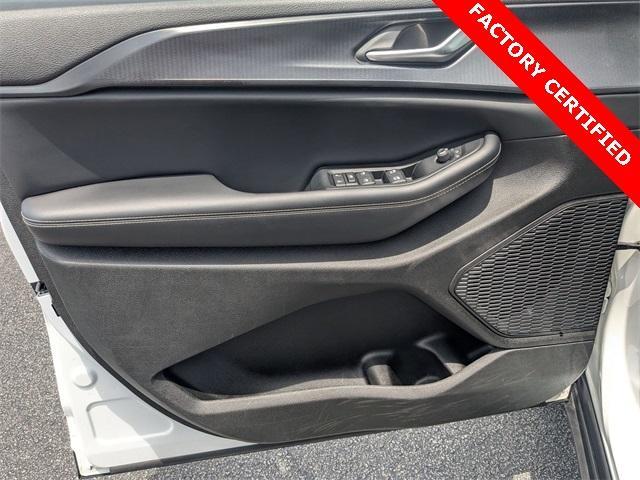 used 2023 Jeep Grand Cherokee L car, priced at $26,762