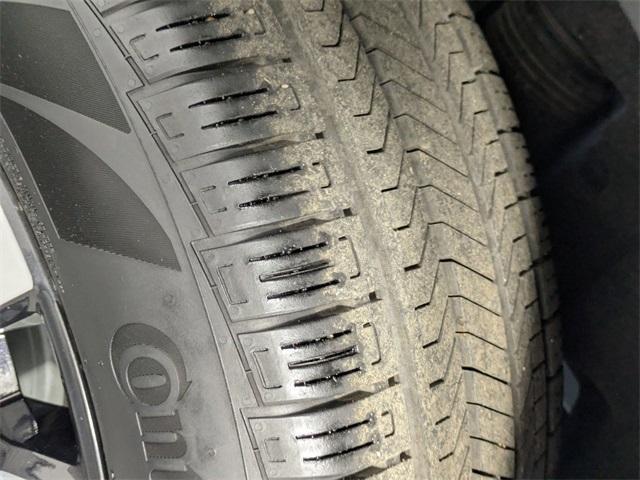 used 2025 Chevrolet Equinox car, priced at $31,616