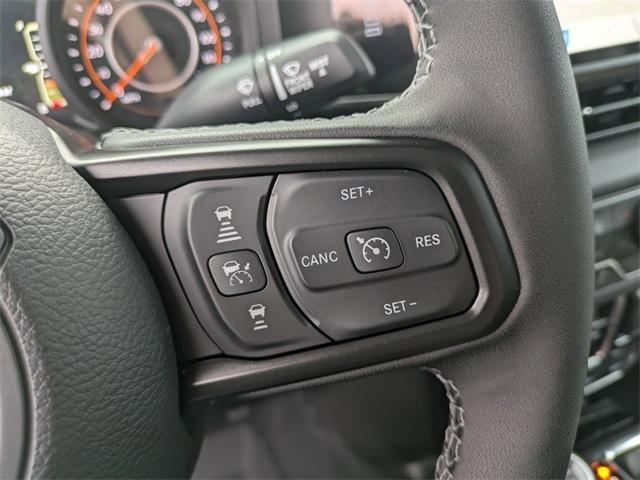 new 2025 Jeep Gladiator car, priced at $49,205