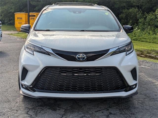 used 2023 Toyota Sienna car, priced at $38,496