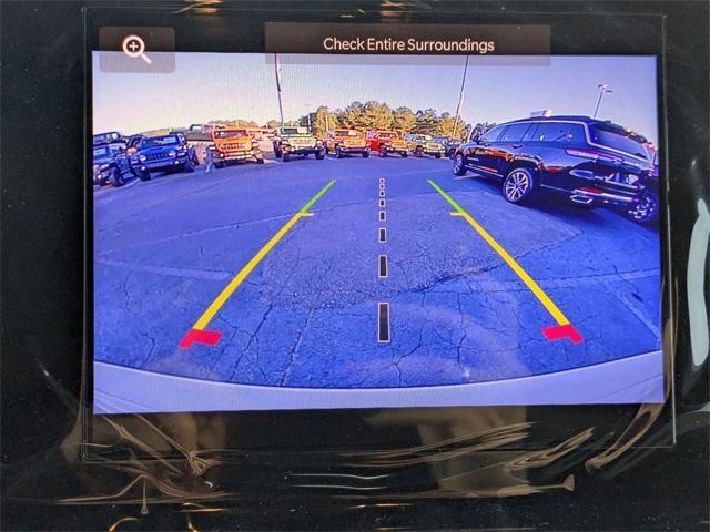 new 2025 Jeep Grand Cherokee car, priced at $43,030