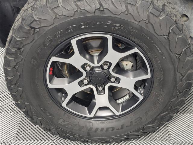 used 2012 Jeep Wrangler Unlimited car, priced at $15,350