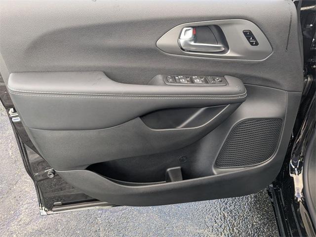 new 2026 Chrysler Pacifica car, priced at $44,834