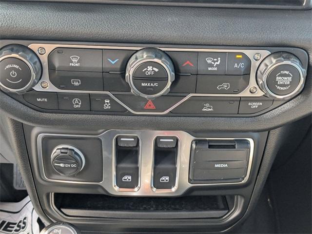 new 2025 Jeep Wrangler car, priced at $37,940
