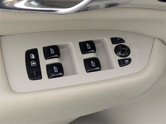used 2019 Volvo XC90 car, priced at $19,412
