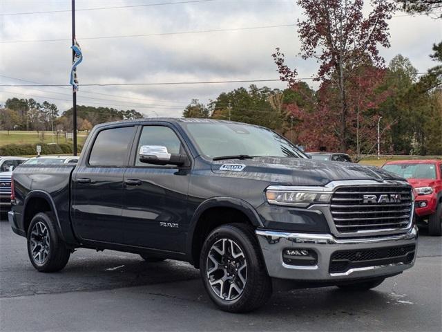 new 2025 Ram 1500 car, priced at $56,555