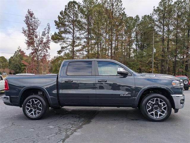 new 2025 Ram 1500 car, priced at $56,555