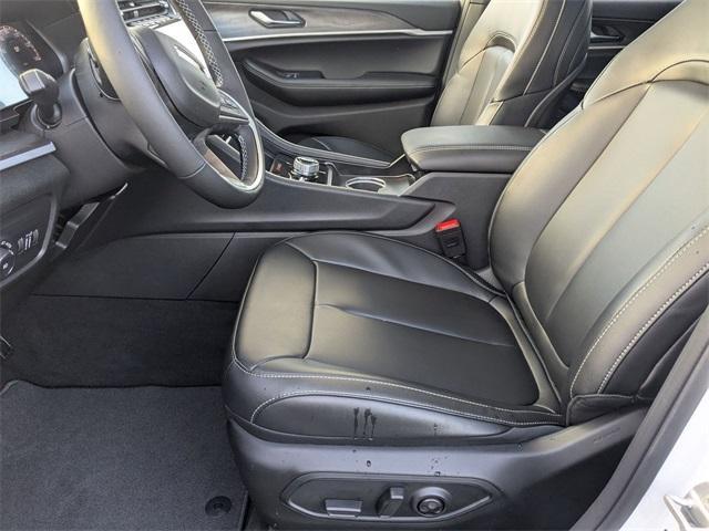 new 2025 Jeep Grand Cherokee L car, priced at $47,250