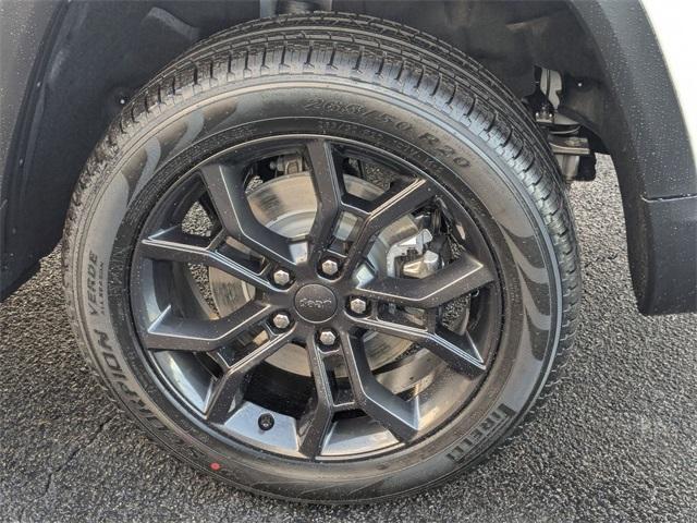 new 2025 Jeep Grand Cherokee L car, priced at $47,250