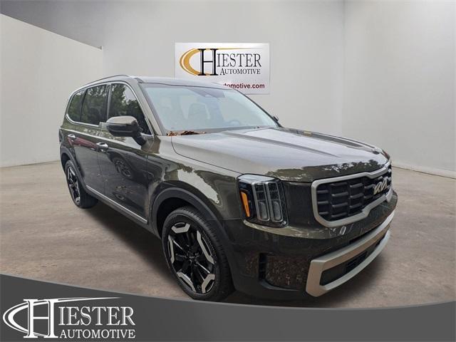 used 2024 Kia Telluride car, priced at $35,221