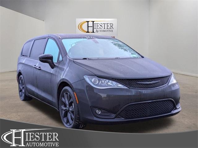 used 2020 Chrysler Pacifica car, priced at $18,286