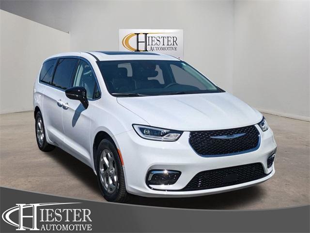 new 2024 Chrysler Pacifica car, priced at $47,450