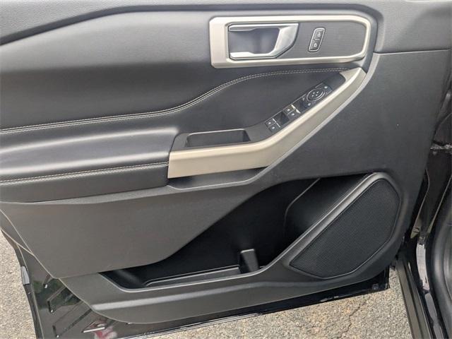 used 2022 Ford Explorer car, priced at $25,993