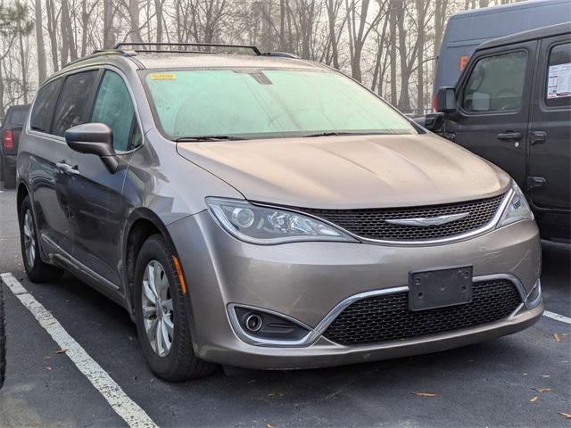 used 2017 Chrysler Pacifica car, priced at $11,454