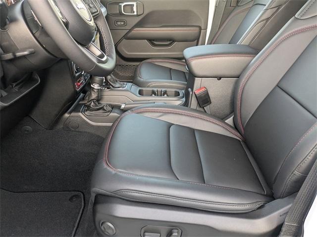 new 2025 Jeep Gladiator car, priced at $54,200