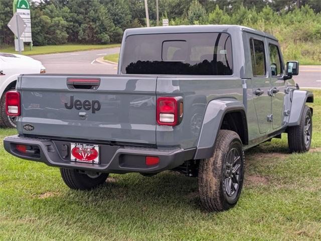 new 2025 Jeep Gladiator car, priced at $43,985